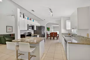 7910 Laina Ln, Boynton Beach, FL 33437 - Photo 11