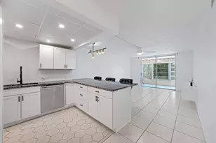 7100 NW 17th St, Plantation, FL 33313 - Photo 5