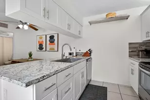 5408 NW 59th Pl, Tamarac, FL 33319 - Photo 17