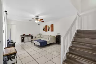 5408 NW 59th Pl, Tamarac, FL 33319 - Photo 5