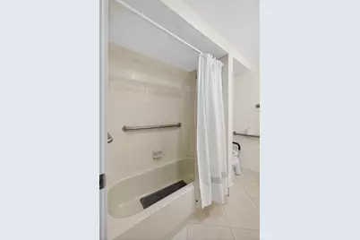 611 Brackenwood Cove, Palm Beach Gardens, FL 33418 - Photo 29