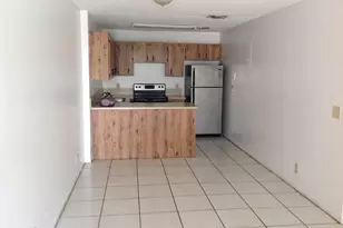 10817 NW 45th St, Coral Springs, FL 33065 - Photo 3