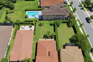 11760 Bayview Cir, Parkland, FL 33076 - Photo 61