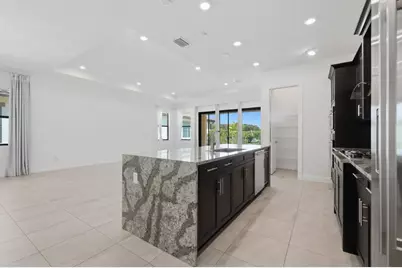 11760 Bayview Circle, Parkland, FL 33076 - Photo 17