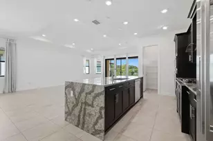 11760 Bayview Cir, Parkland, FL 33076 - Photo 17
