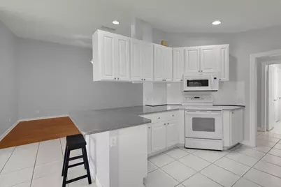 10882 SW Dardanelle Drive, Port Saint Lucie, FL 34987 - Photo 11