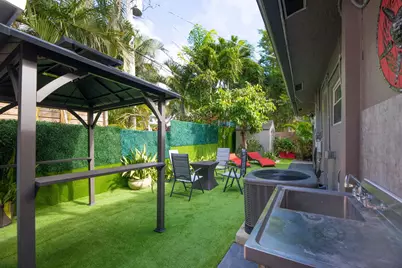 1425 NE 26th Drive #1-2, Wilton Manors, FL 33334 - Photo 19