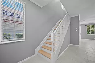 455 Pumpkin Dr, Palm Beach Gardens, FL 33410 - Photo 5