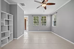 455 Pumpkin Dr, Palm Beach Gardens, FL 33410 - Photo 9