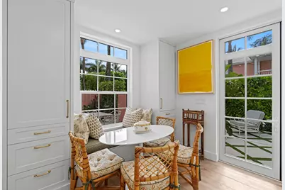 142 Peruvian Avenue #102, Palm Beach, FL 33480 - Photo 7