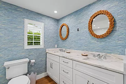 142 Peruvian Avenue #102, Palm Beach, FL 33480 - Photo 15