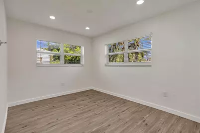 30 NE 139th Street, Miami, FL 33161 - Photo 33