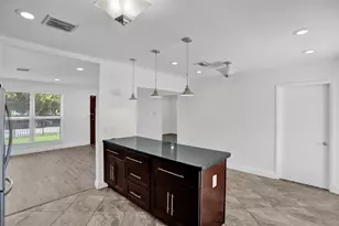 30 NE 139th St, Miami, FL 33161 - Photo 19