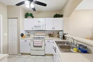 4962 Grinnell St, Lake Worth, FL 33463 - Photo 11