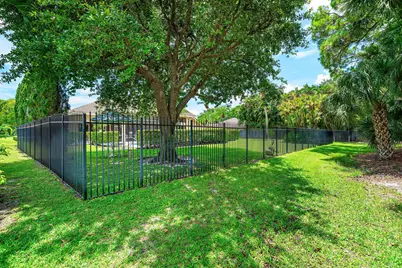 1697 Mayacoo Lakes Boulevard, West Palm Beach, FL 33411 - Photo 55