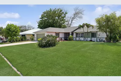 2526 SE Perugia Street, Port Saint Lucie, FL 34952 - Photo 3