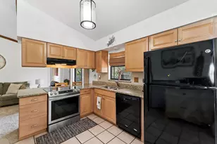 2526 SE Perugia St, Port Saint Lucie, FL 34952 - Photo 11