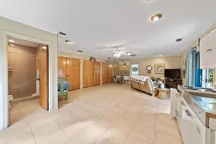 2016 Joy-Rene Ln, North Palm Beach, FL 33408 - Photo 17