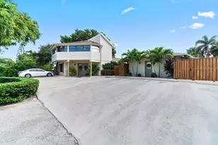 2016 Joy-Rene Ln, North Palm Beach, FL 33408 - Photo 5