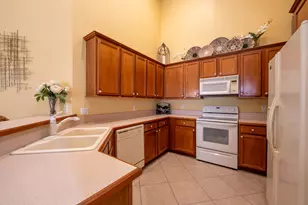 7078 Torrey Pines Cir, Port Saint Lucie, FL 34986 - Photo 11
