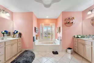 534 SW Halifax Ave, Port Saint Lucie, FL 34953 - Photo 19