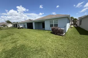 845 Persimmon Pl, Fort Pierce, FL 34981 - Photo 5