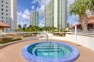 20185 E Country Club Dr, Miami, FL 33180 - Photo 41