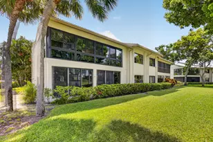 4 Eastgate Dr, Boynton Beach, FL 33436 - Photo 37