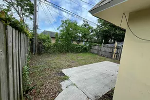 1335 NW 7th Terrace, Fort Lauderdale, FL 33311 - Photo 15