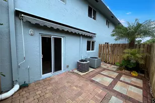 1460 NE 18th St, Fort Lauderdale, FL 33305 - Photo 15
