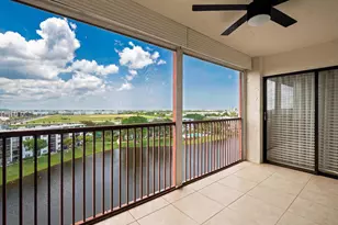 2215 Cypress Island Dr, Pompano Beach, FL 33069 - Photo 9