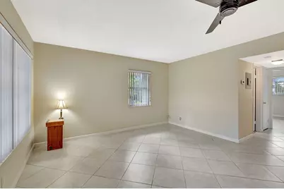 638 Snug Harbor Drive #E11, Boynton Beach, FL 33435 - Photo 5