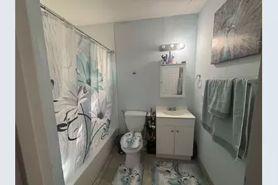 750 NE 4th Place, Hialeah, FL 33010 - Photo 23