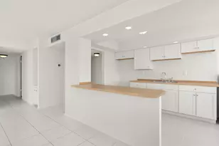 18011 Biscayne Blvd, Aventura, FL 33160 - Photo 7