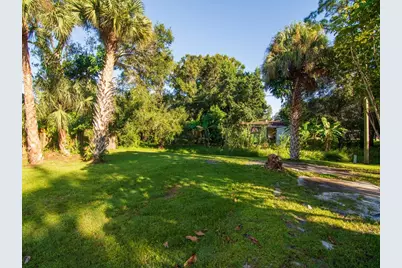8604 Brookline Avenue, Fort Pierce, FL 34951 - Photo 27