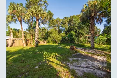 8604 Brookline Avenue, Fort Pierce, FL 34951 - Photo 33