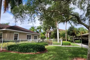6533 Emerald Dunes Dr, West Palm Beach, FL 33411 - Photo 9