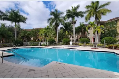 6533 Emerald Dunes Drive #304, West Palm Beach, FL 33411 - Photo 3