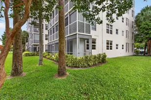 3520 Oaks Way, Pompano Beach, FL 33069 - Photo 41