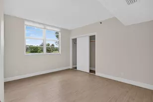 3520 Oaks Way, Pompano Beach, FL 33069 - Photo 31