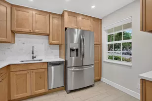 3520 Oaks Way, Pompano Beach, FL 33069 - Photo 7