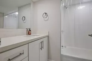3590 Via Poinciana, Lake Worth, FL 33467 - Photo 17