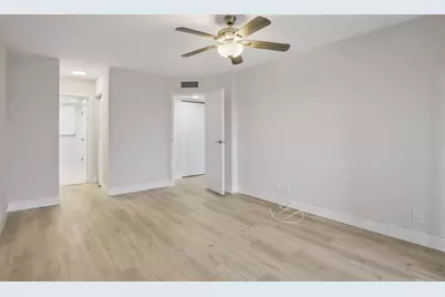 3590 Via Poinciana #501, Lake Worth, FL 33467 - Photo 11