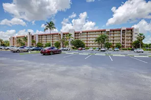 3590 Via Poinciana, Lake Worth, FL 33467 - Photo 21