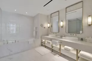 525 N Fort Lauderdale Beach Blvd, Fort Lauderdale, FL 33304 - Photo 21