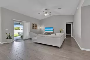 449 SE Whitmore Dr, Port Saint Lucie, FL 34984 - Photo 9