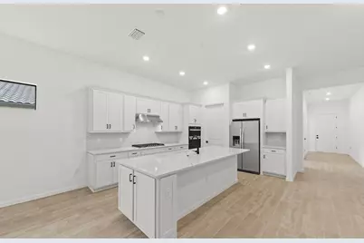 2107 Freemont Drive, Naples, FL 34120 - Photo 19