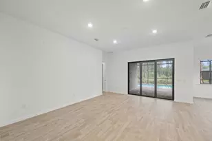 2107 Freemont Dr, Naples, FL 34120 - Photo 15