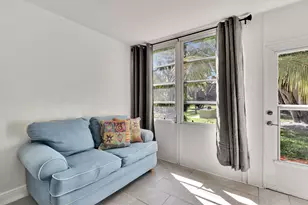 330 NE 26th Ave, Boynton Beach, FL 33435 - Photo 17