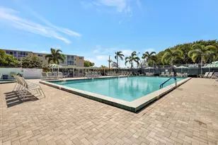 330 NE 26th Ave, Boynton Beach, FL 33435 - Photo 27